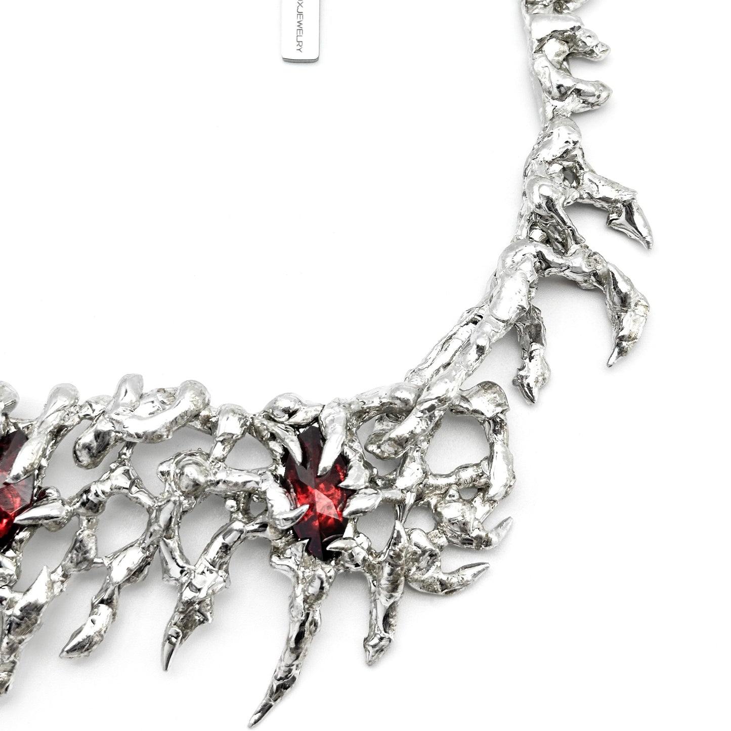 Soldered red gems thrones necklace