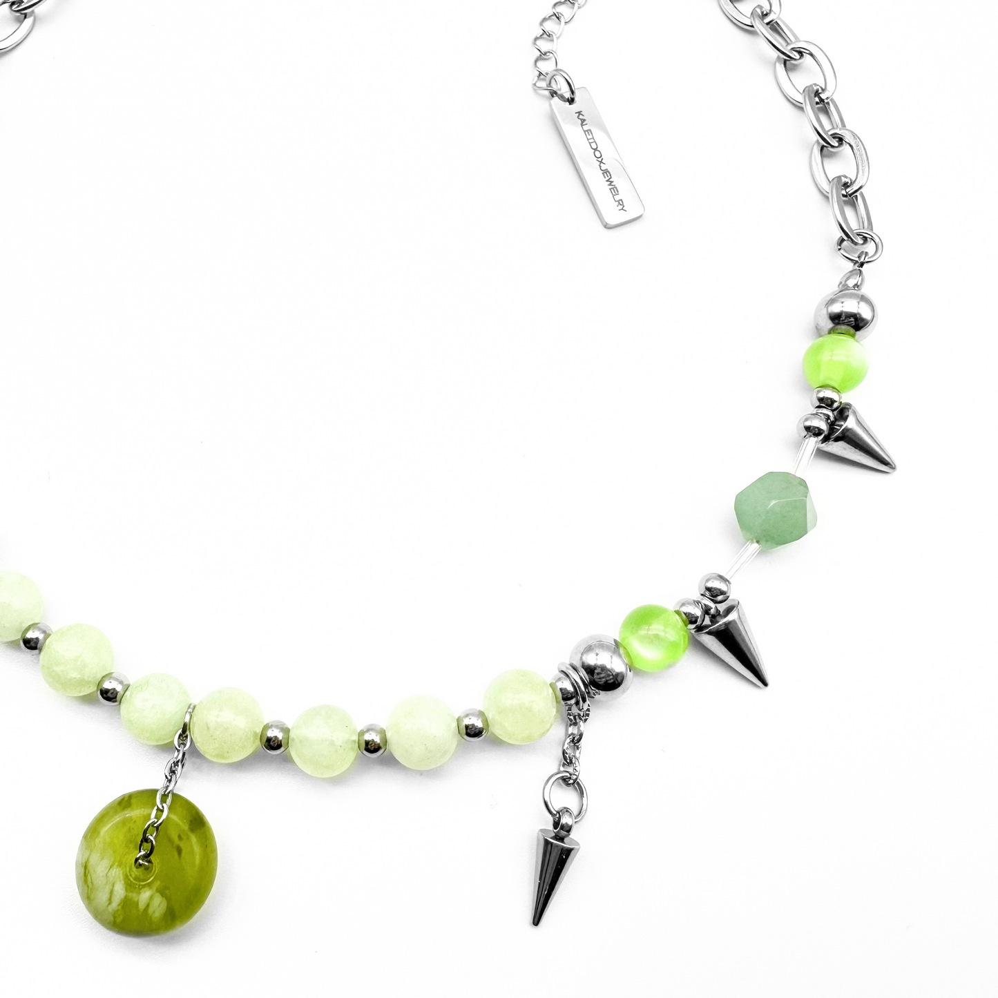 Light green jade & spikes necklace