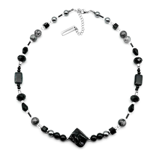 Black pearl bead necklace