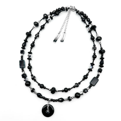 Black theme with pendant 2pc set necklace